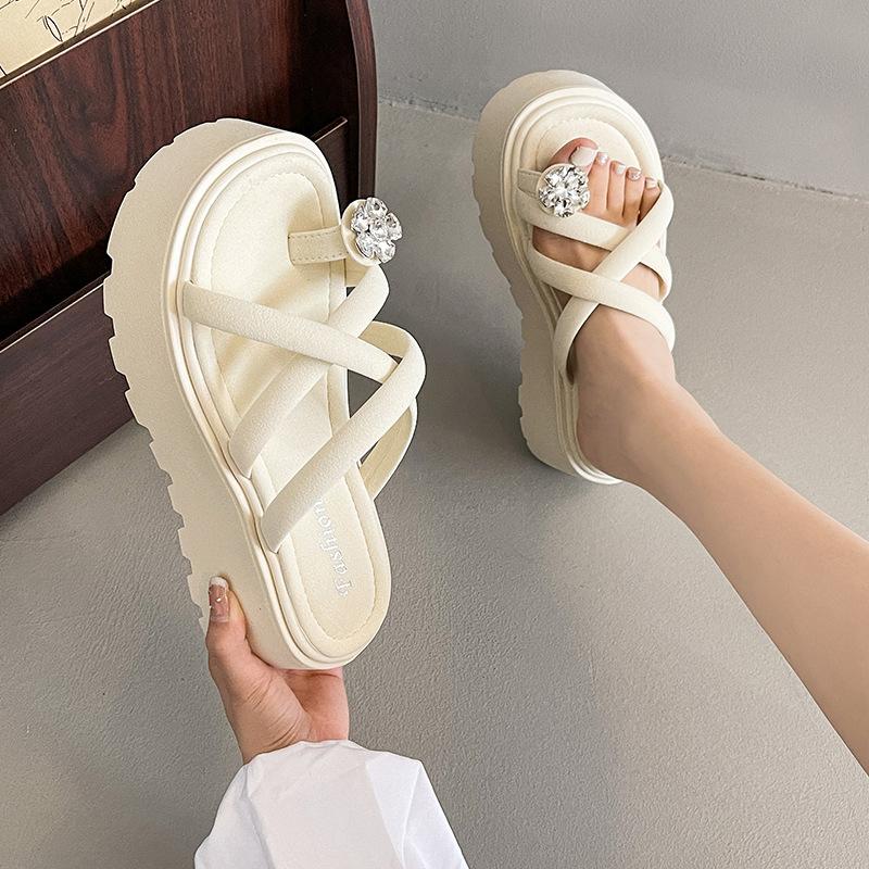 Beautiful and Super Well Matched with a Set of Toe Rhinestone Cool Slippers for Women's Summer Outer Wear Thick-soled Heightening Niche High-end Be
