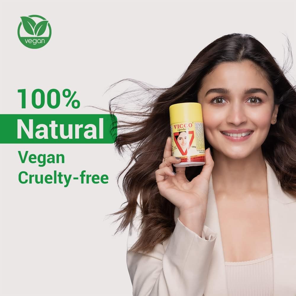 Vicco Vajradanti Gum Protection Toothpowder 100g Pack of 1 – Herbal Ayurvedic Oral Care for Strong Teeth and Gums