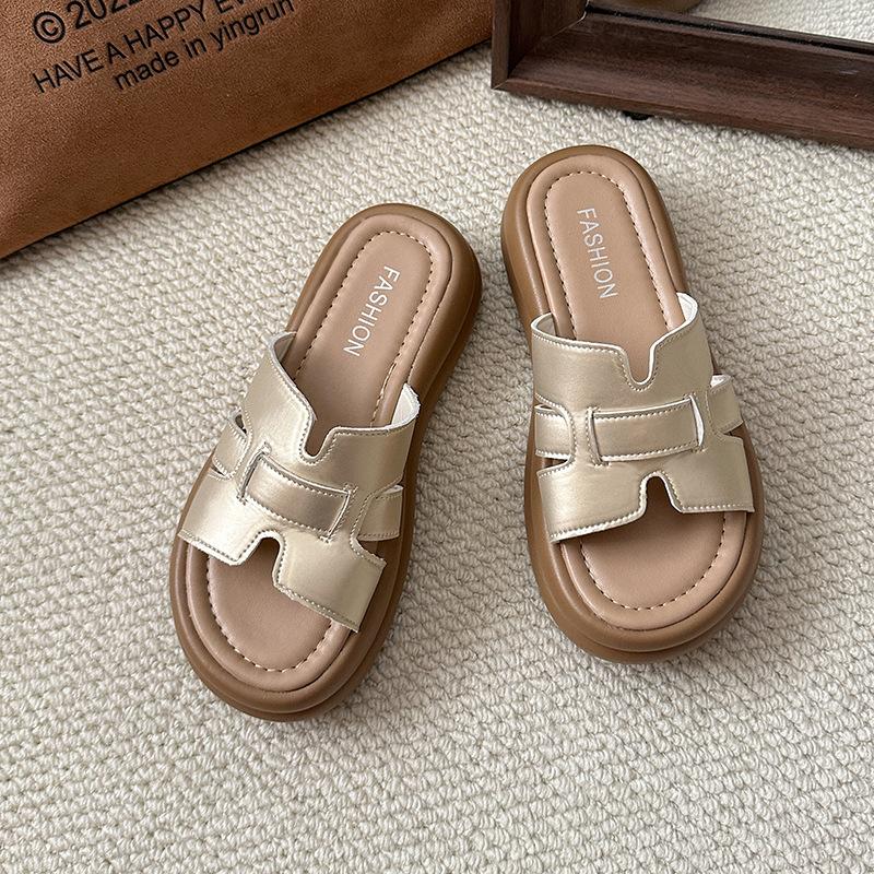 Thick-bottomed cool slippers women's summer new non-slip soft bottom lightweight one-word drag with skirt