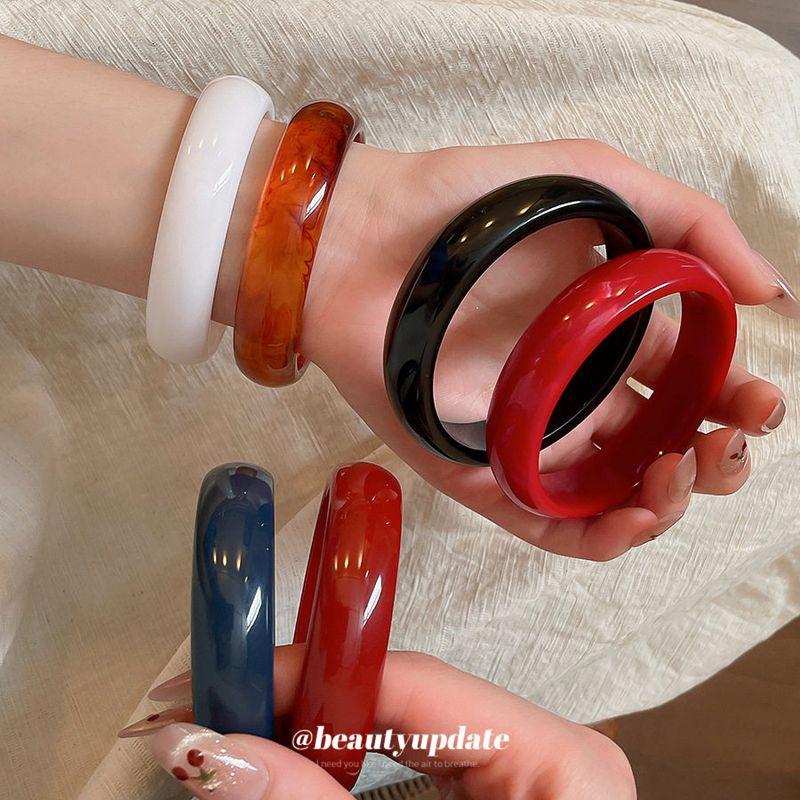 and American Cross-Border Resin Geometric Round Bracelet, Fashionable, Simple, Versatile Bracelet, Forest Style Niche Design Jewelry for Women