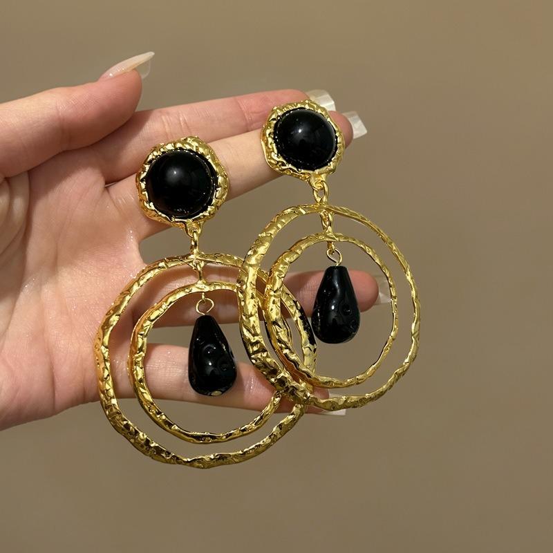 Metal Resin Round Water Drop Stud Earrings Ethnic Style Exaggerated Personality Design Earrings Light Luxury High-end Earrings