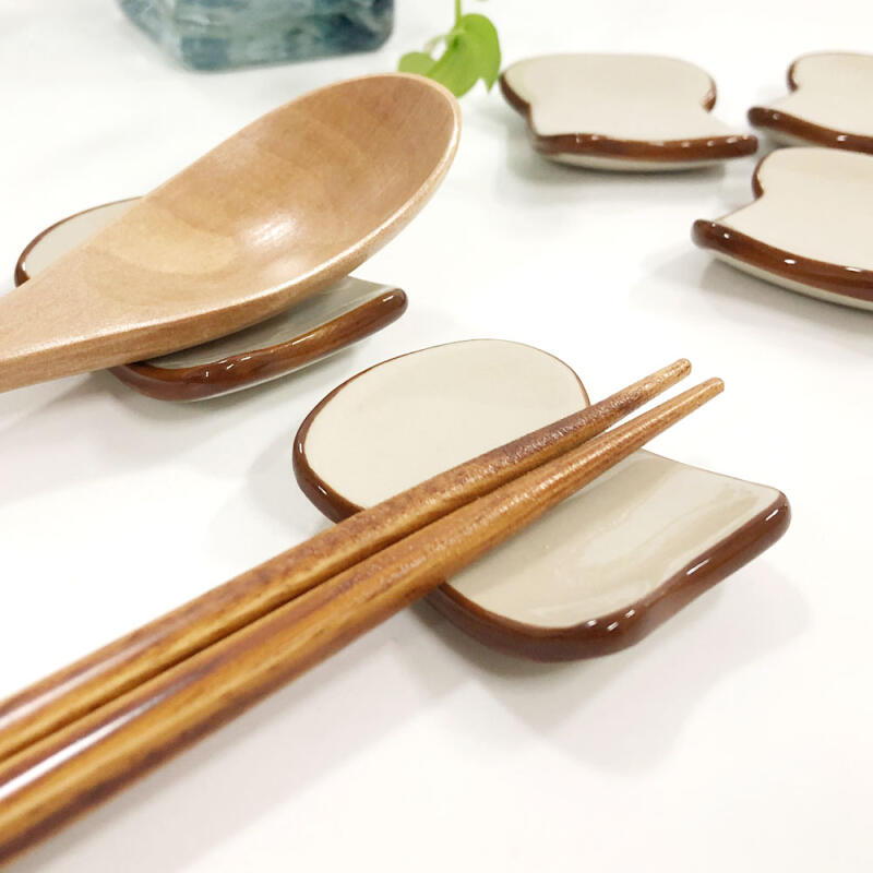 5-piece set of rye bread chopstick rests