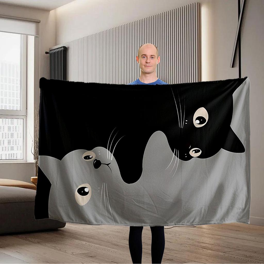 Design of Black and Grey Cats Flannel Printed Blanket Suitable for All Seasons Suitable for Living Room Office Sofa and Travel