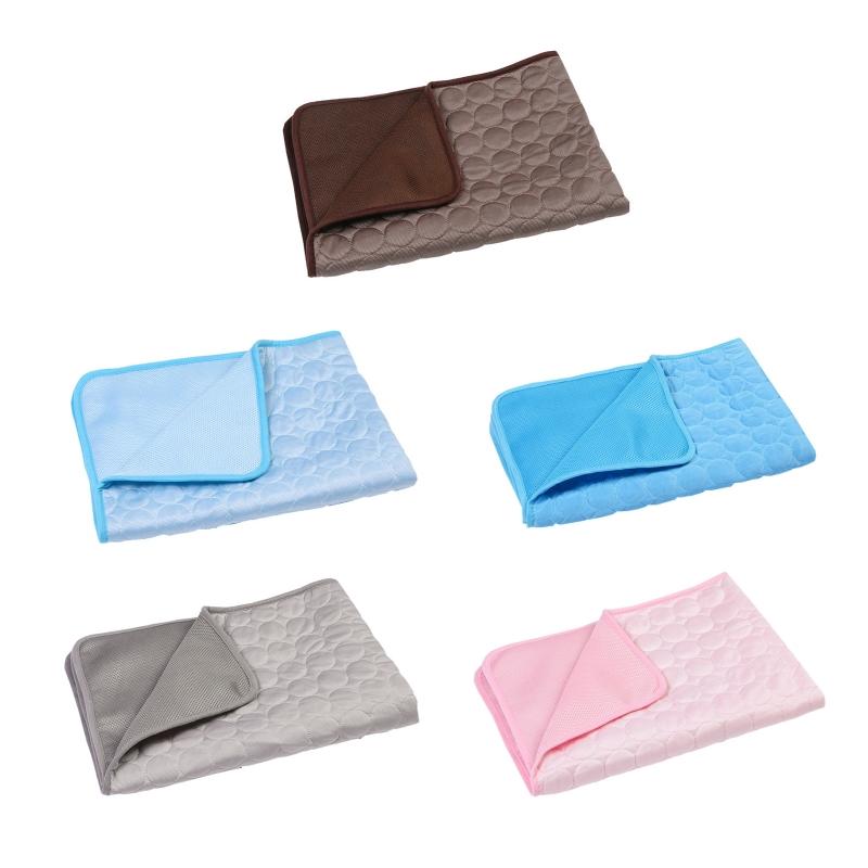Cooling Mat for Dogs Pet Summer Sleeping Pads No Need to Freeze or Refrigerate Easy to Clean for Indoors Outdoors Use