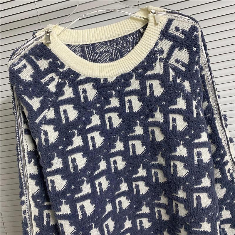 High-Quality Heavy Duty 3D Jacquard Monogram Logo Round Neck Sweater