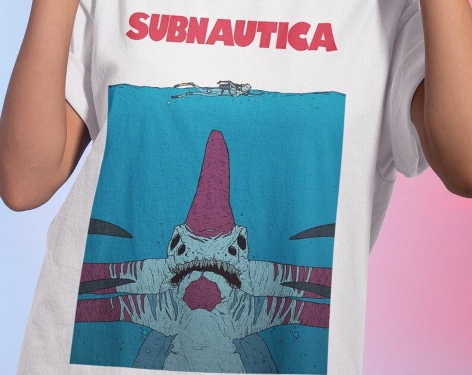 Unisex Subnautica Gaming T-Shirt, Indie Videogame Shirt L