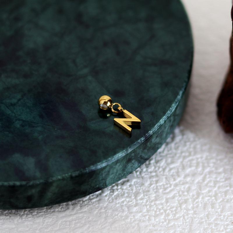 DIY Letter Necklace: 26 English Letter Pendant, Pull-Out Chain, Personalized Single Pendant Accessories