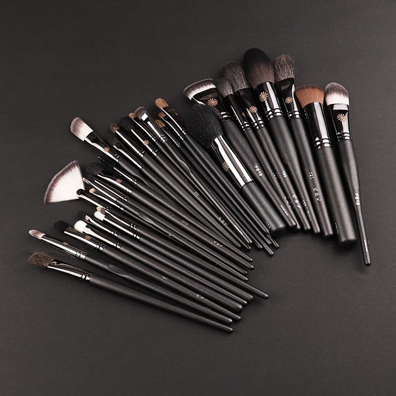 Picasso Makeup Brush Set: Eyeshadow, Wool Animal Hair, Nose Shadow, Concealer, Blush Brushes.