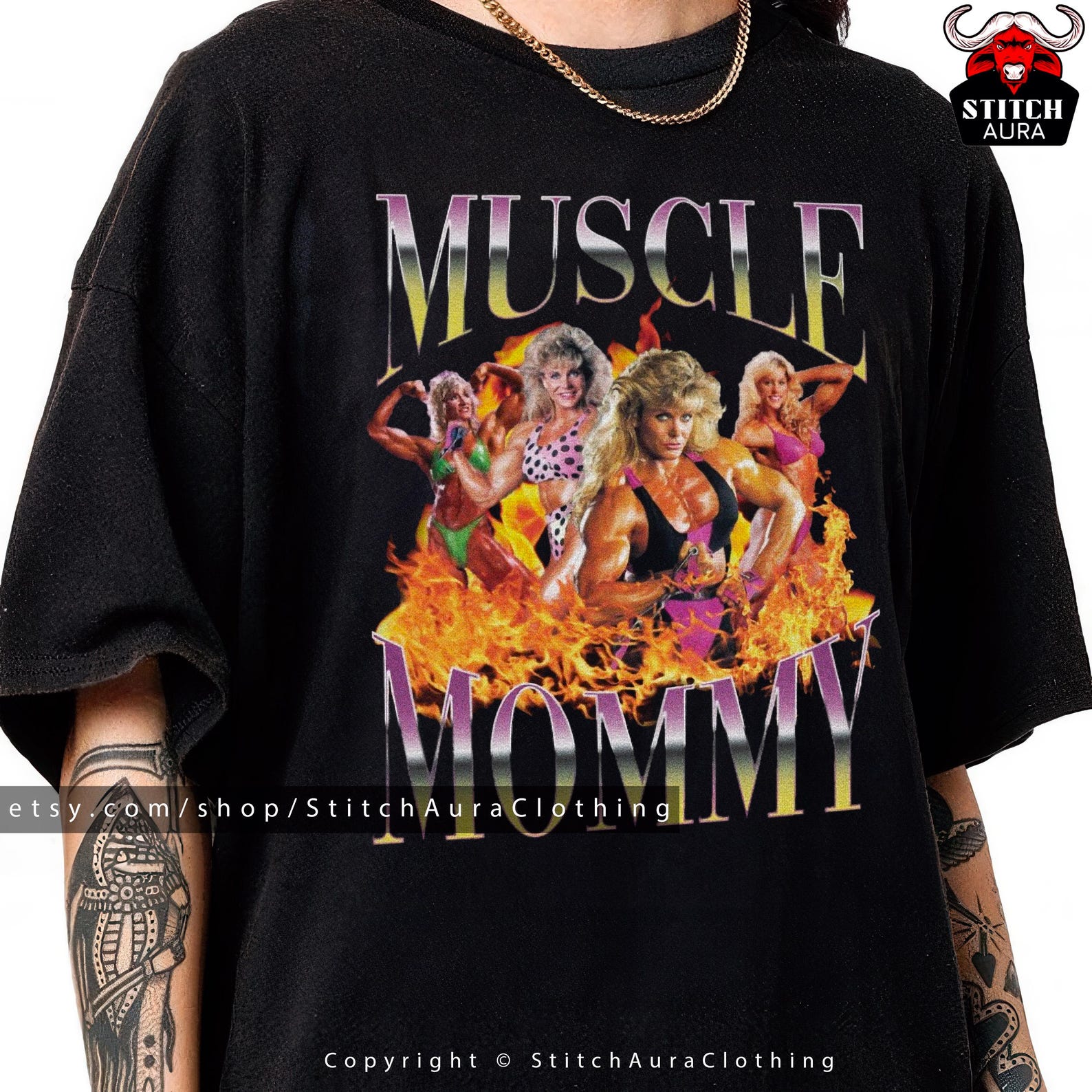 Muscle Mommy Gym T-Shirt,Oversized Fitness TShirt for Women,Retro Muscle Mommy Gym Shirt,Bodybuilder and Weightlifting Gift,Gym Mommy Tee S