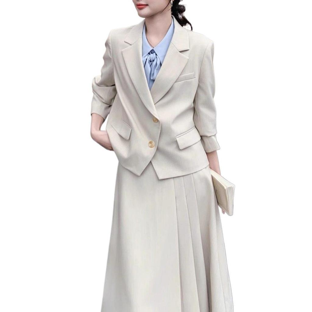 Korean-Style Elegant Women's Beige Blazer & A-Line Skirt Set for Early Spring 2026
