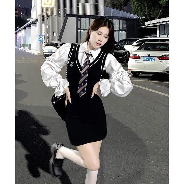 College Style Sweet Strap Dress Spring and Autumn New Spice Girl Fashion Fake Two Skirts