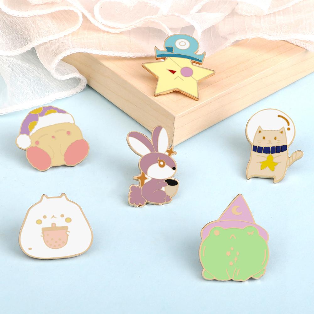 Cartoon Cute Animal Brooch Funny Rabbit Cats Star Pirates Enamel Pins Fashion Jewelry Backpack Denim Badge Gift for Kids Friends