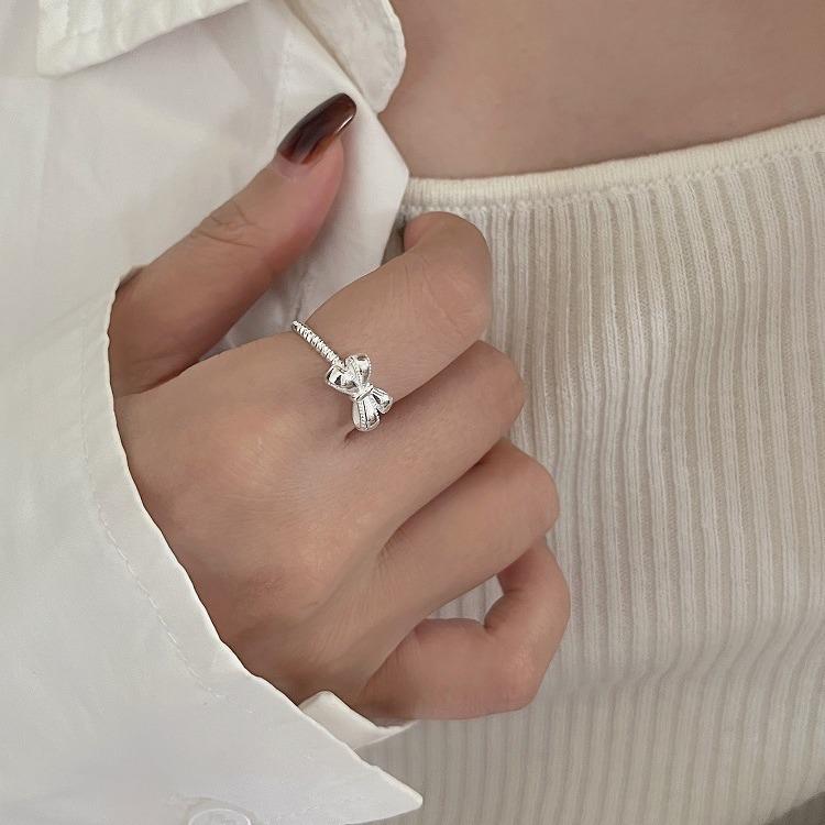 Girly Bow S925 Sterling Silver Ring - Niche Design, Sweet Plain Band, Perfect Index Finger Gift