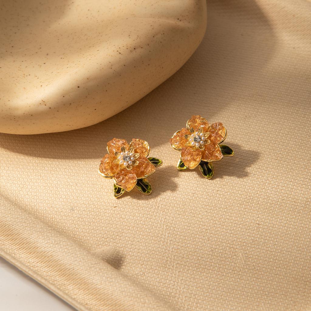 Diamond-Encrusted Pearl Flower Stud Earrings For Women, Exquisite Earrings, Niche Summer Light Luxury Ear Jewelry For Women