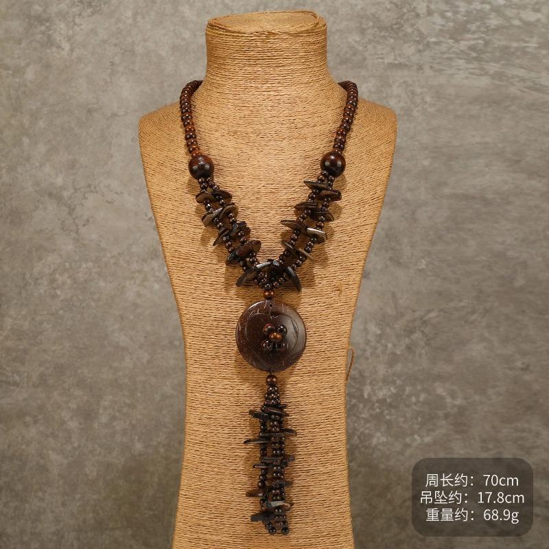 

Vintage Bohemian Necklace Handmade Coconut Shell Multi-Layer Pendant Long Sweater Chain Personalized Vacation Accessories Women