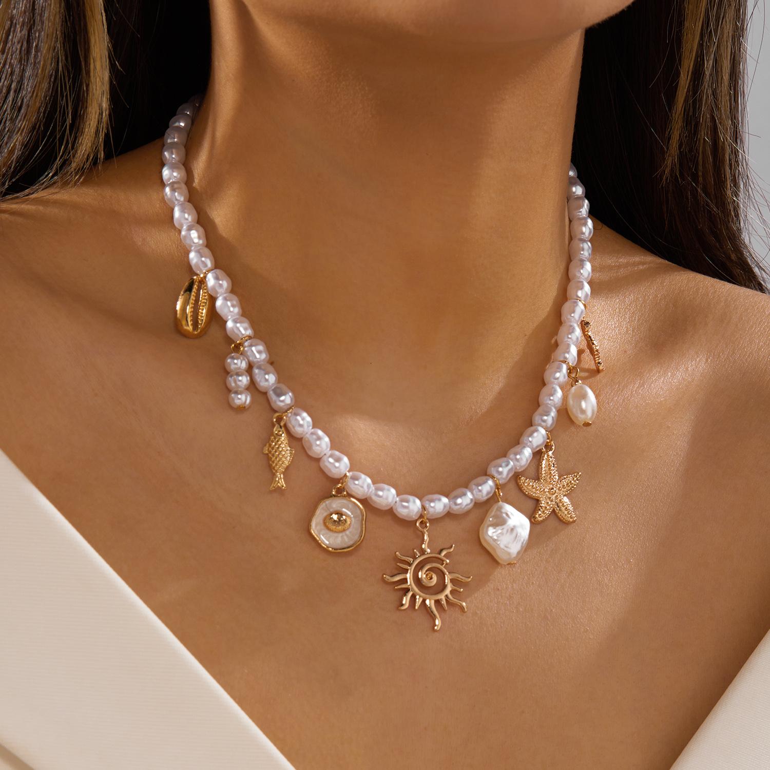 

Bohemian Imitation Pearls Beaded Chain Necklace for Women Ocean Series Shell Starfish Conch Pendant Necklace Beach Party Jewelry