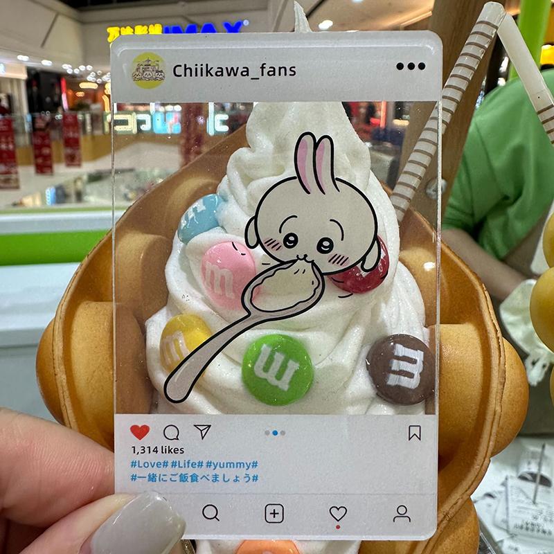 

Chiikawa фото украшения карты Kawaii милый Hachiware студент ест фотографию акриловая прозрачная карта реквизит девушки подарки