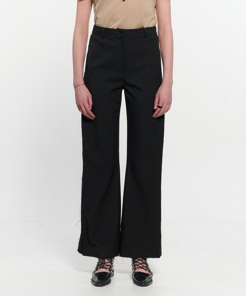 Kimjisu Pleated Logo-Tape Trousers _ Black