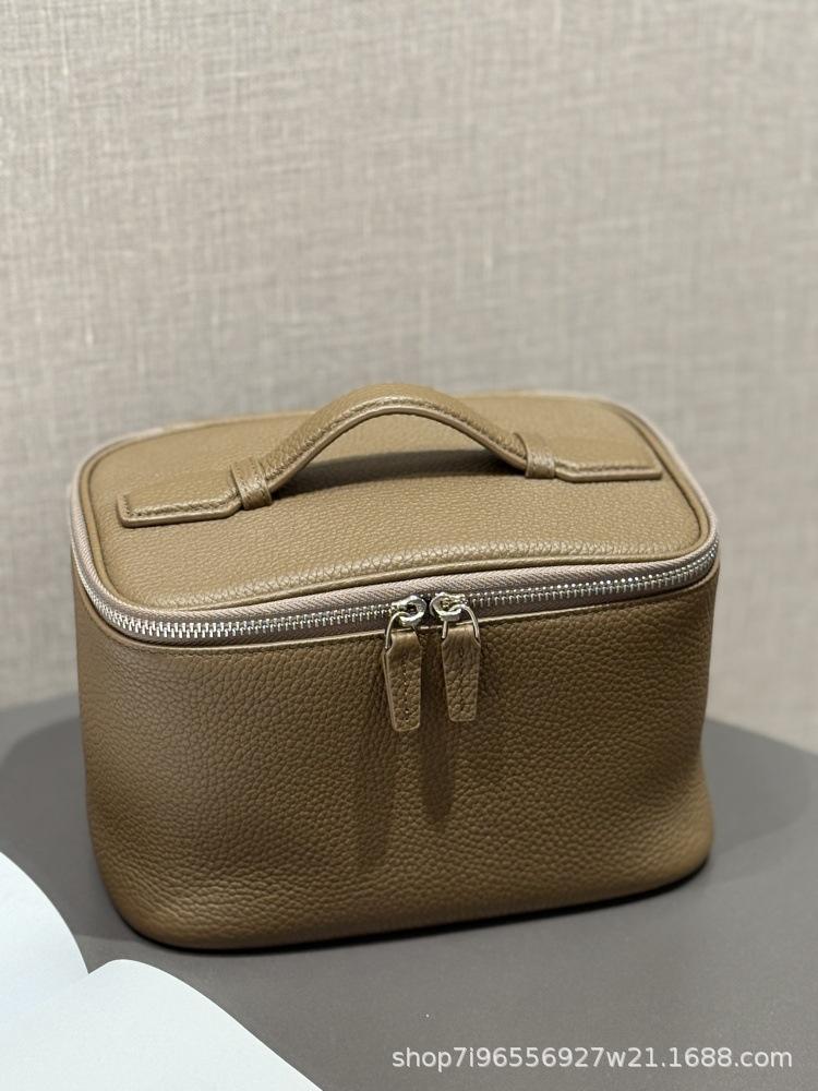 Large Capacity Leather Cosmetic Bag Portable Travel Makeup Case with Handle