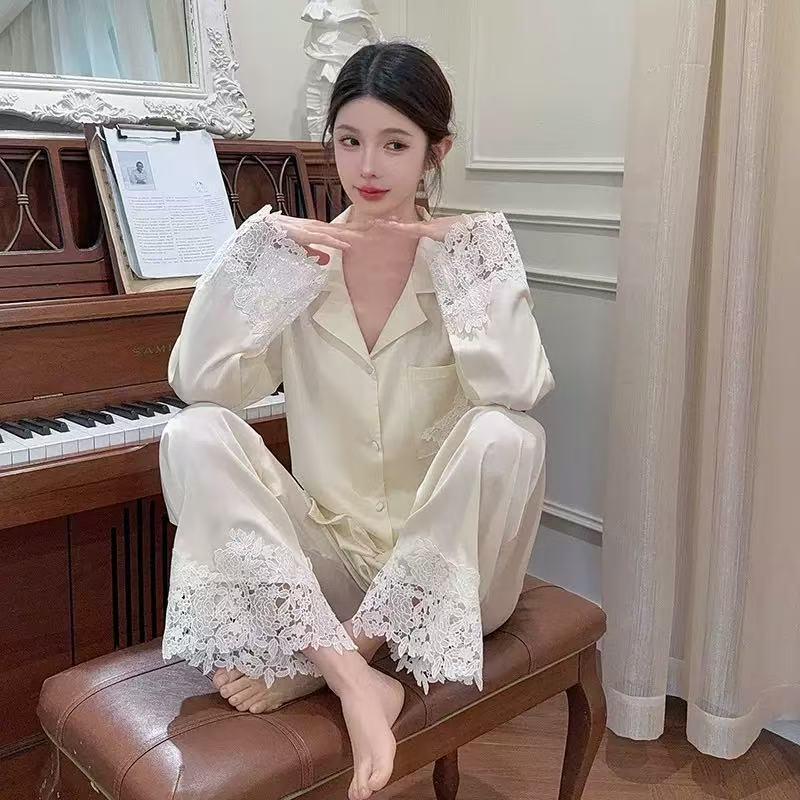 

White Moonlight Lace Ice Silk Floral Pajamas - Women s Long Sleeve Set for Spring/Autumn 2026 Large