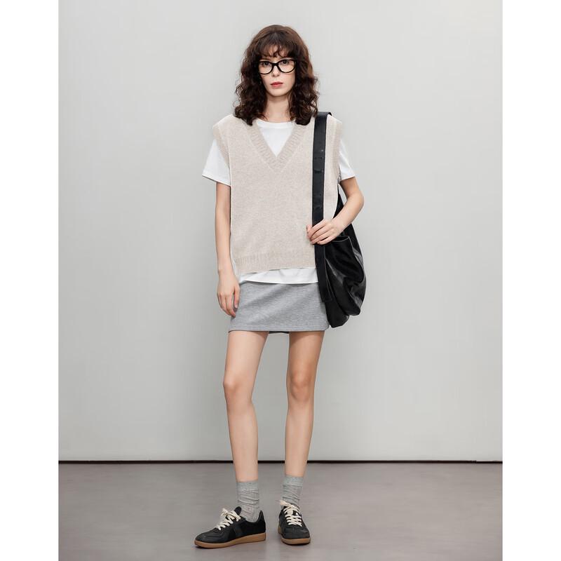 Women's Lambswool V-Neck Knit Vest