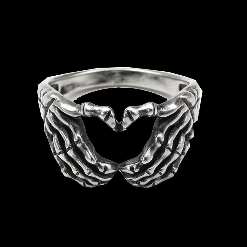 Personalized retro heart skull hand ring - stainless steel women's biker ring