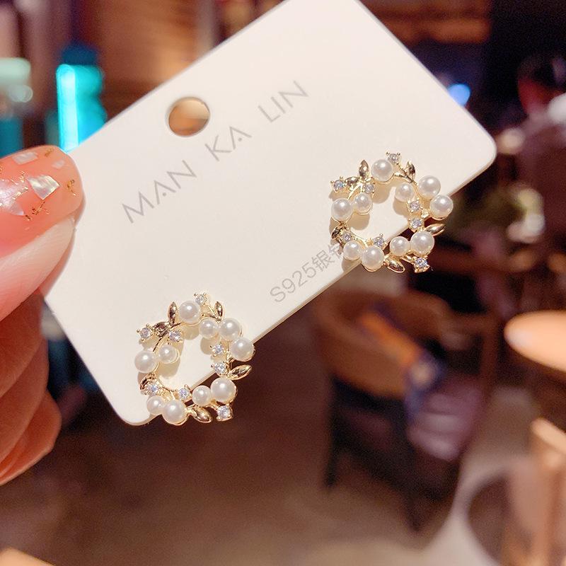 

2022 Korean Dongdaemun Pearl Wreath Earrings - Women s Sweet S925 Silver