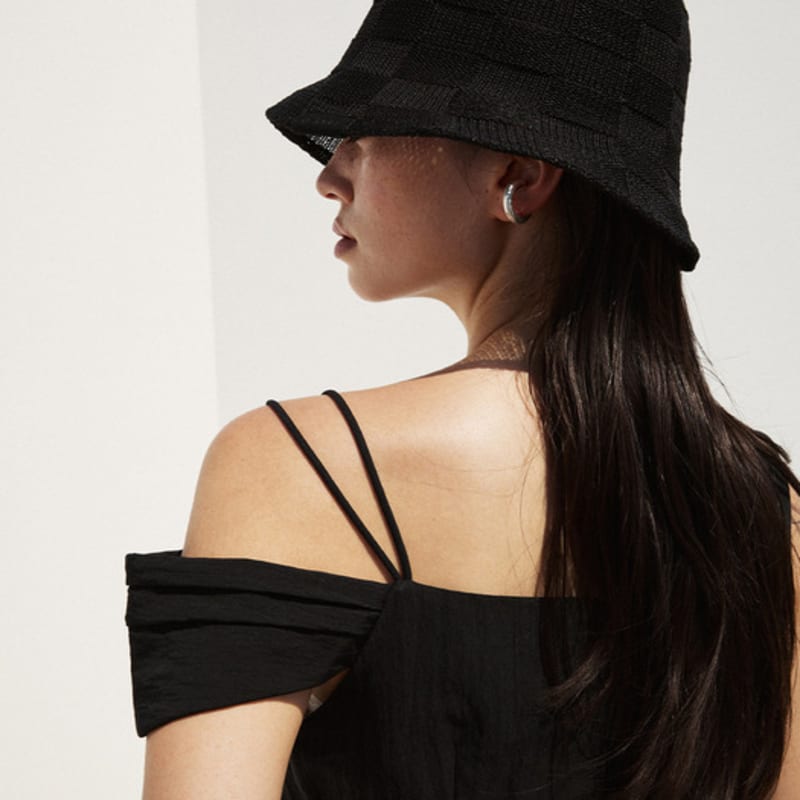 RE RHEE CHECKERED PATTERN BUCKET HAT BK