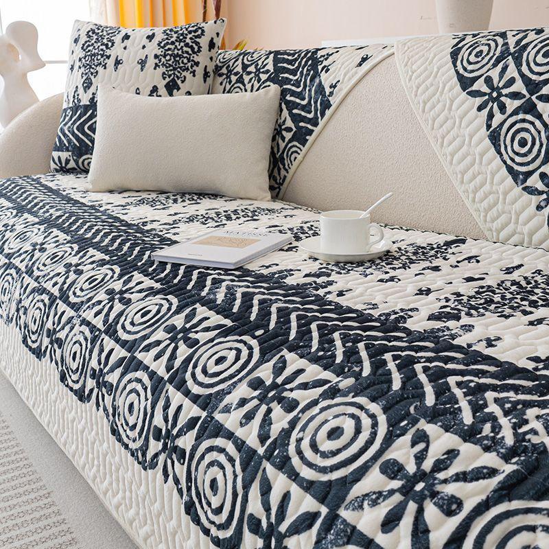 Жаккардовый бархатный чехол для дивана — фото 4