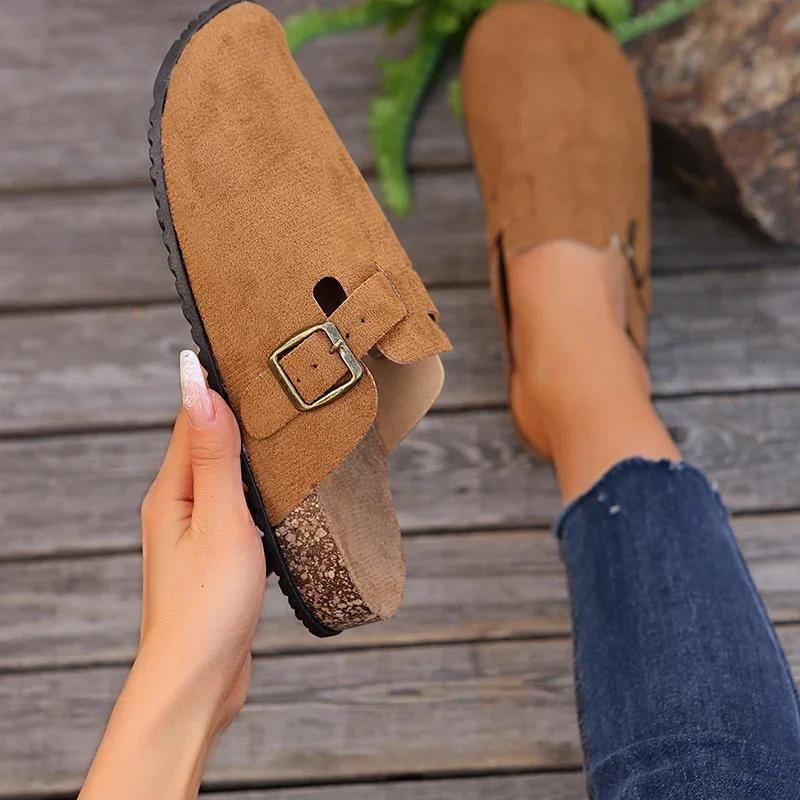 Fashion Summer Cork Footbed Clogs Flat Shoes for Women Fashion Faux Leather Buckle Potato Shoes Ladies Indoor Outdoor Slippers Mujer