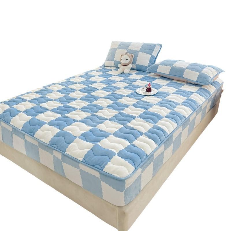 Milk fleece mattress cover fleece thickened padded cotton autumn and winter coral flannel mattress protective cover bedspread cross-border wholesale