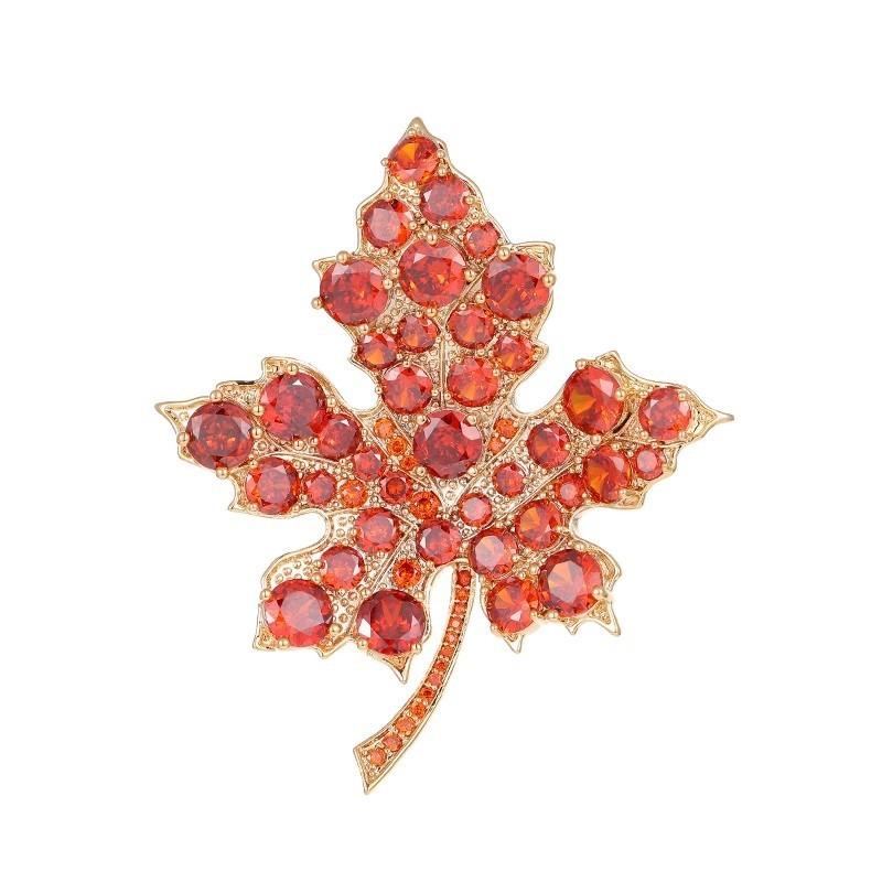 The Golden Maple Brooch Is Exquisite and Versatile. The Maple Leaf Corsage Features A Light Luxury and Niche Design