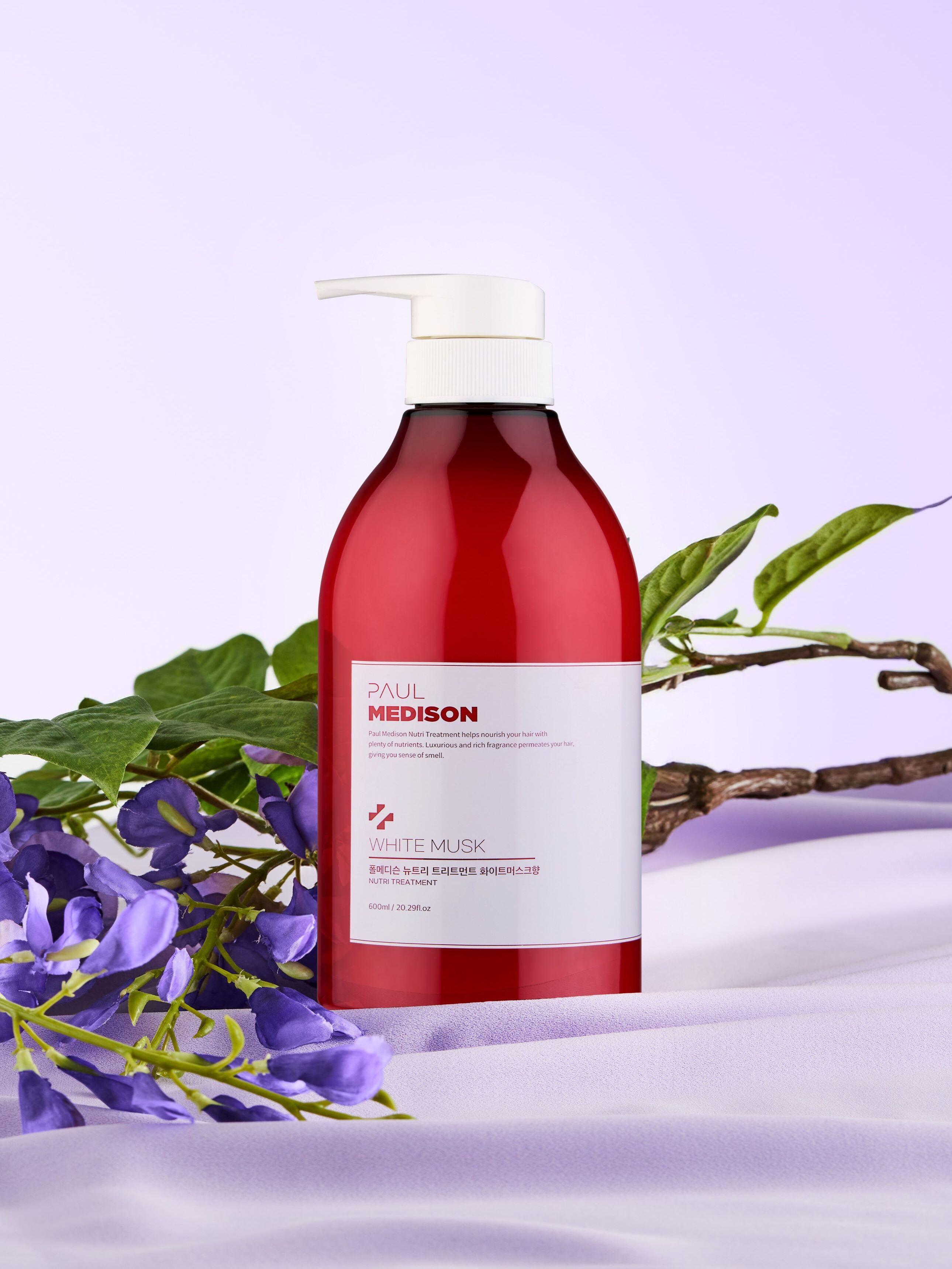 Polmedison Nutri Treatment для волос Белый мускус 600 мл 1ea