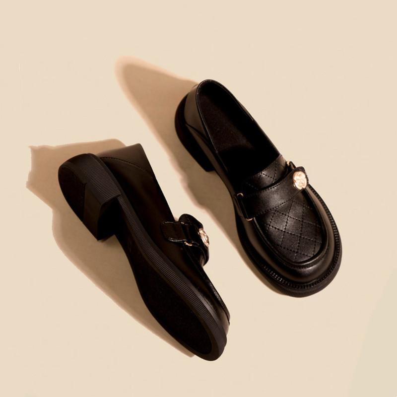 New Fashion Women Spring Summer Luxury Leather Flats Ladies Square Toes Loafers Ladies Low Heels Designer Shoes Black Brown