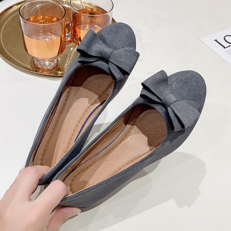 Large size flat-bottomed casual single shoes for women's spring and autumn new suede bow round head beanie shoes for women