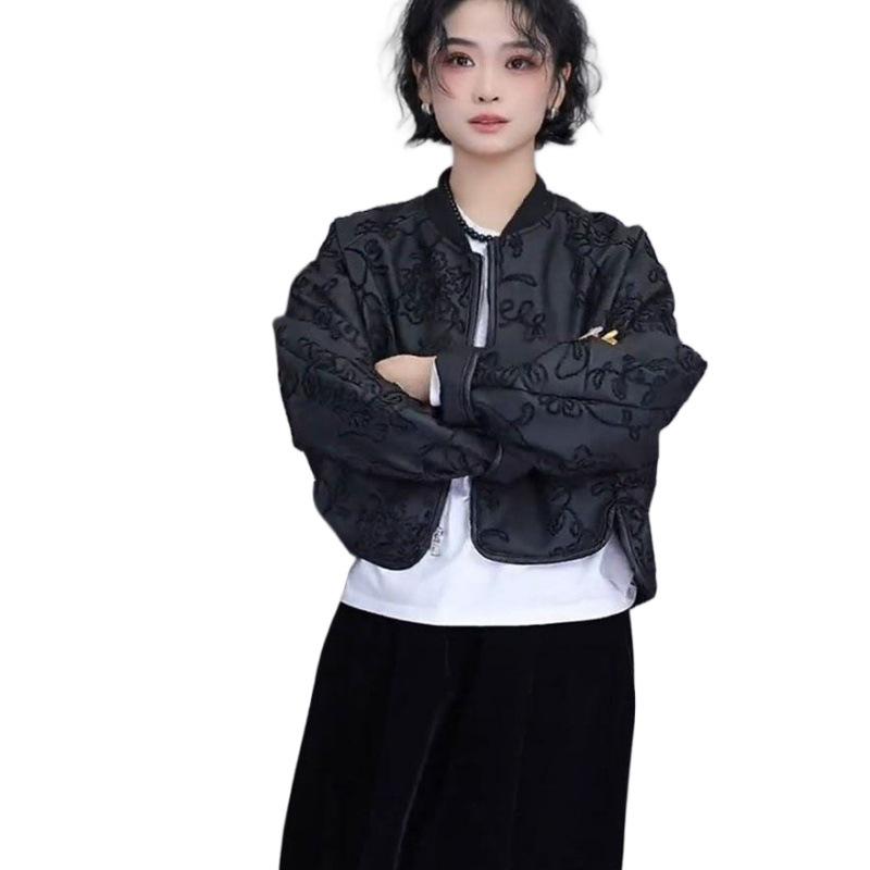 2025 Spring Women's Jacquard Embroidered Short Jacket: New Chinese National Style