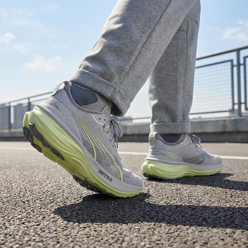 Puma Men's 310109-21 Road Running Shoes