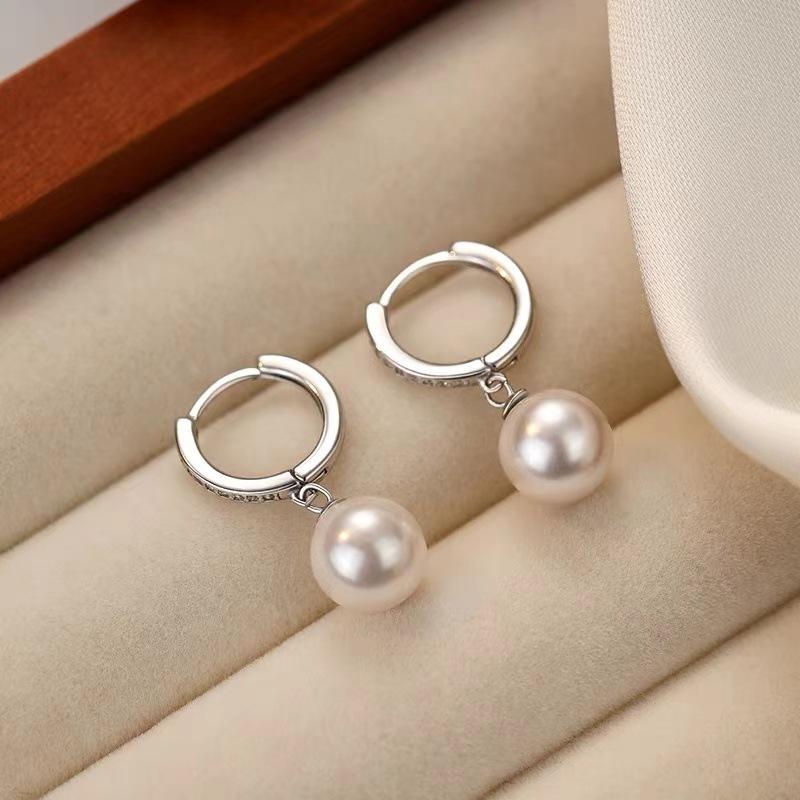 2024 High-End Pearl Stud Earrings: 925 Sterling Silver, Light Luxury Women's Accessory