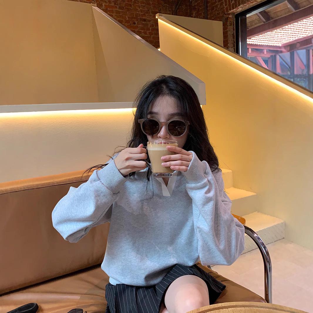 

Женский преппи-свитшот с воротником поло на весну 2025 года - Новогодний колор-блок, Свободный крой, Трендовый корейский стиль M (up to 100 jin) серый