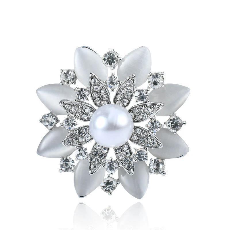 Luxury Elegant Colored Crystal Brooch Rhinestone Pearl Brooch Needle Clothing Suit Coat Accessories