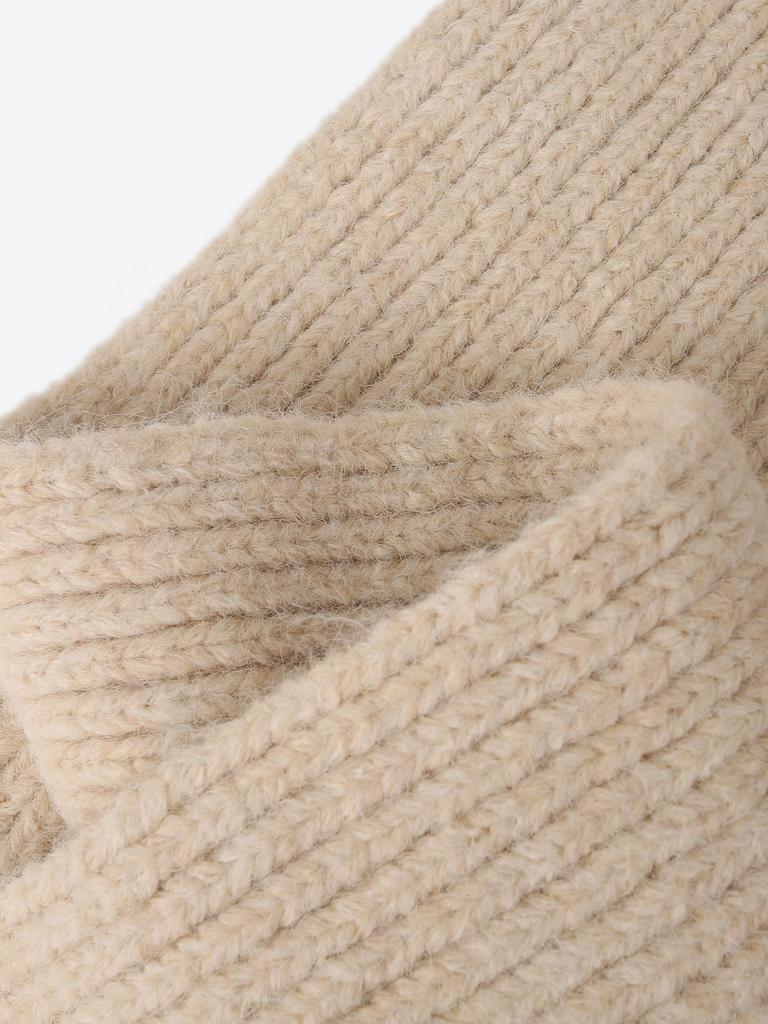 Basic Knit Muffler HPAAMFFV02