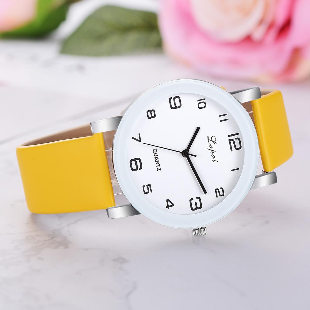 Fashion Simple Leather Watch Women Analog Quartz Wrist Watches