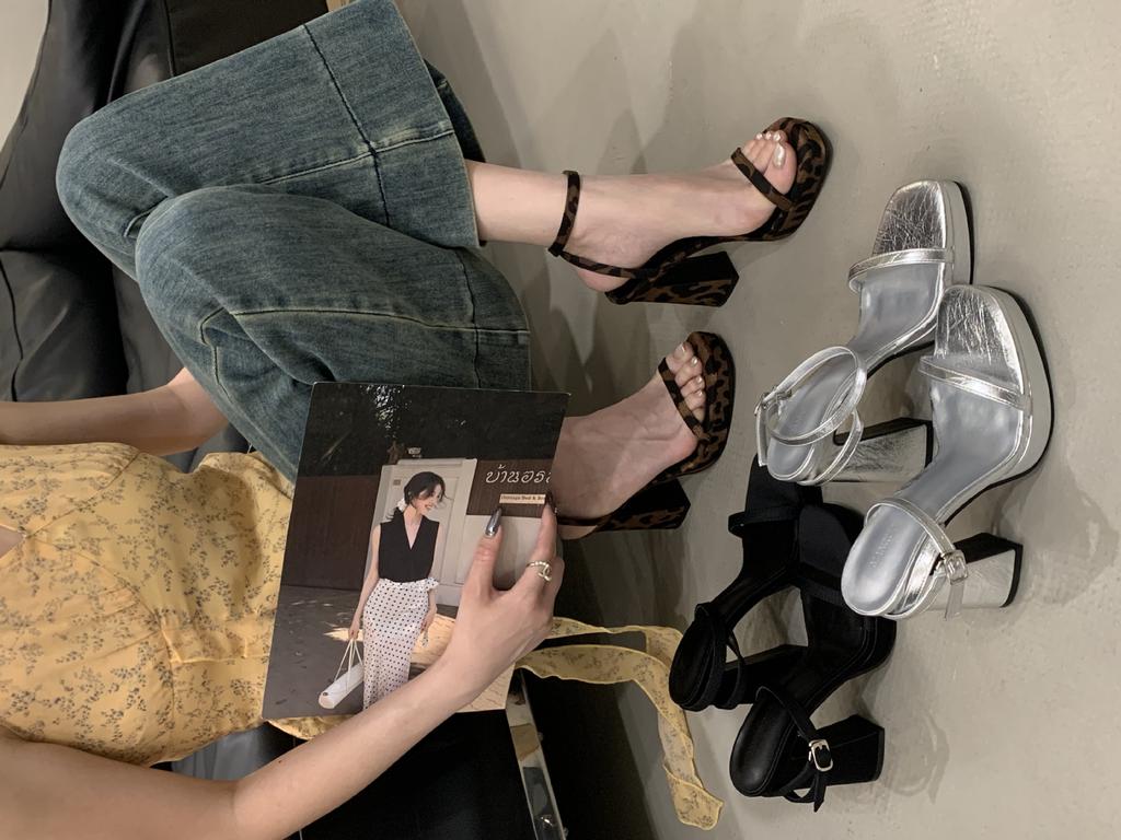 Fashion Low Shoes Woman 2025 Slipper Slides Hoof Heels Rome PU Fabric Rubber Low Shoes Ladies' Slippers Rome Hoof Heels Fabric PU Rubber