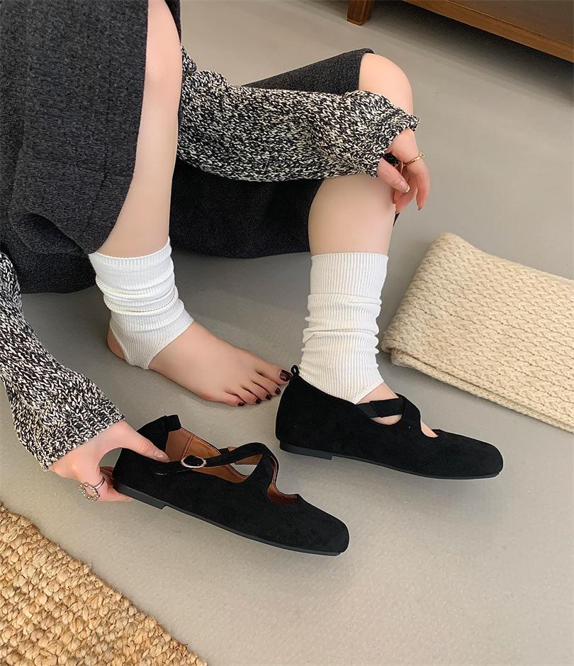 2025 autumn retro versatile pigskin insoles single shoes cross buckle Mary Jane shoes flat women's shoes