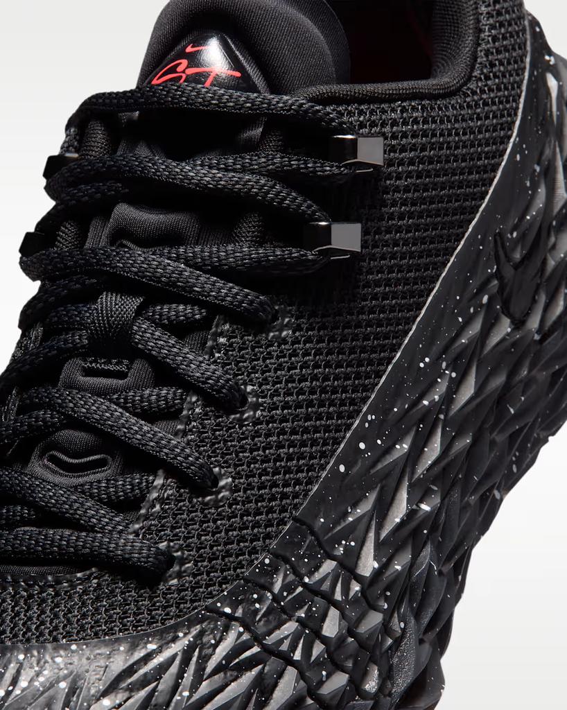 IO8062-003 Nike ST Charge "Grit" (Men's)