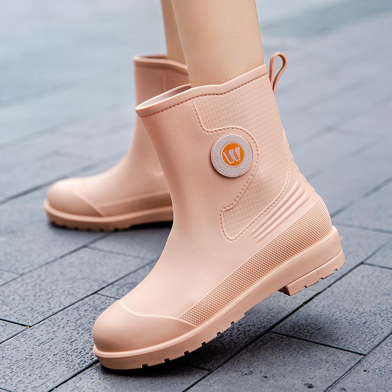 Rain shoes women's new short rubber shoes wear non-slip water boots thick-soled water shoes and velvet rain boots trade