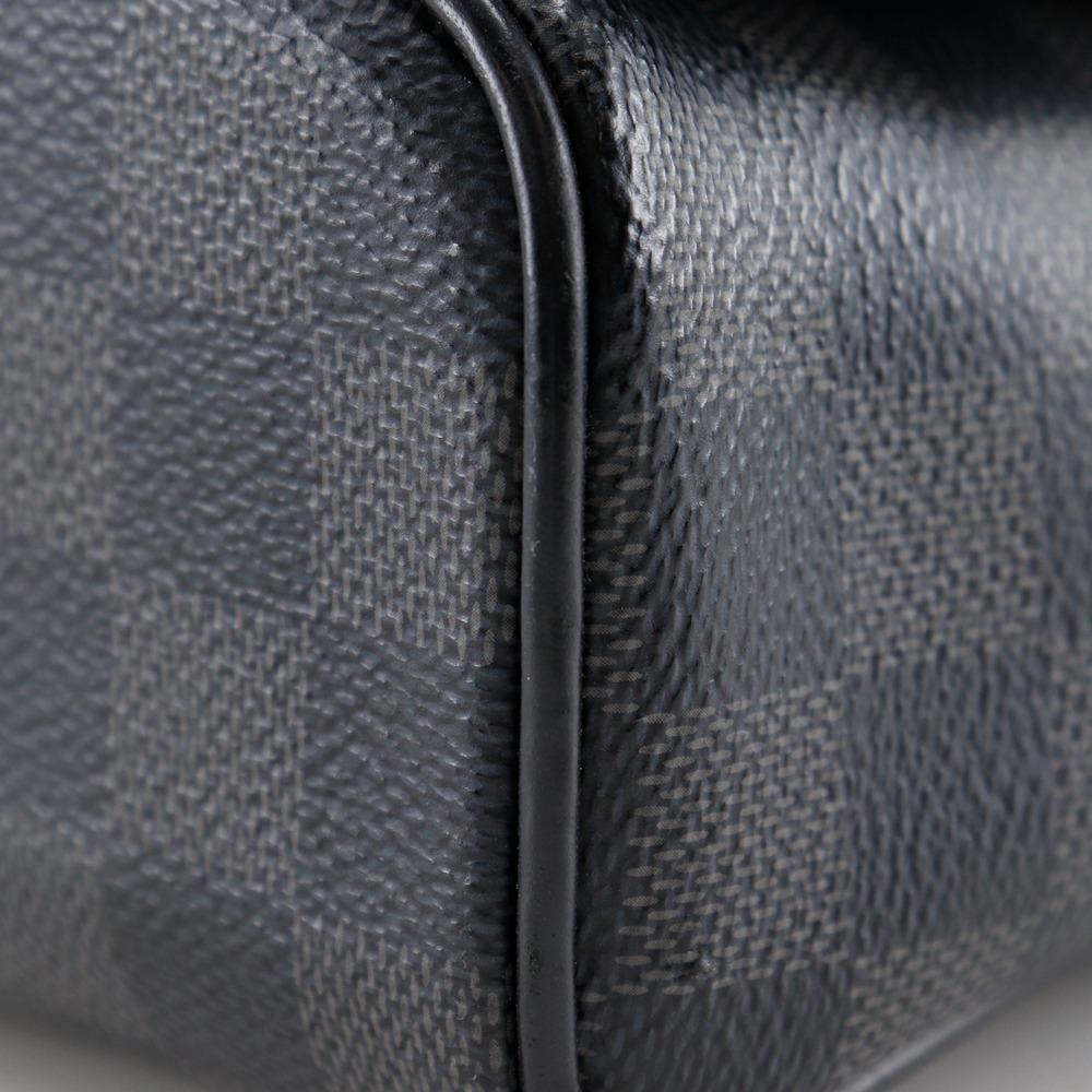 Louis Vuitton District PM Shoulder Bag N41028 Black Damier Grafitto Canvas Mens Used