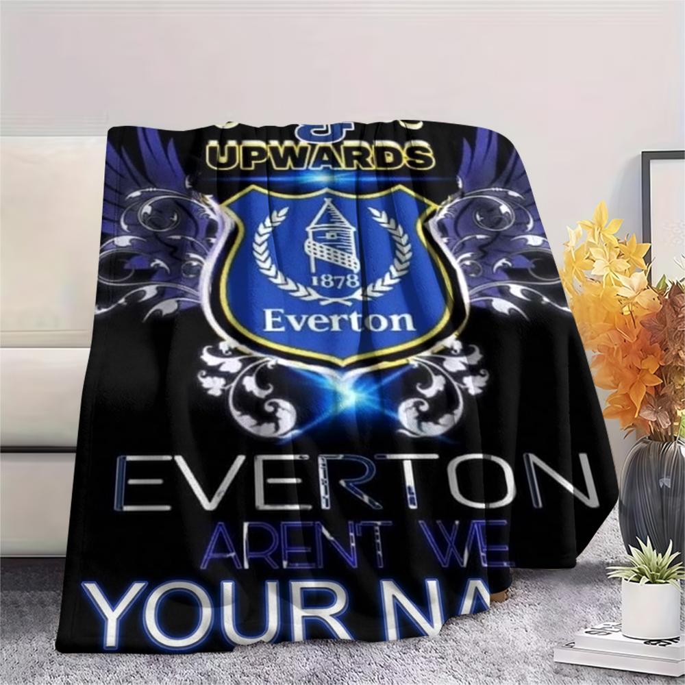 1 Stück Personalisierte Decke mit Everton FC Muster aus Flanell Geeignet für Alle Jahreszeiten für Heimdekoration Wärme und Komfort Geschenke Feiertagsgeschenk