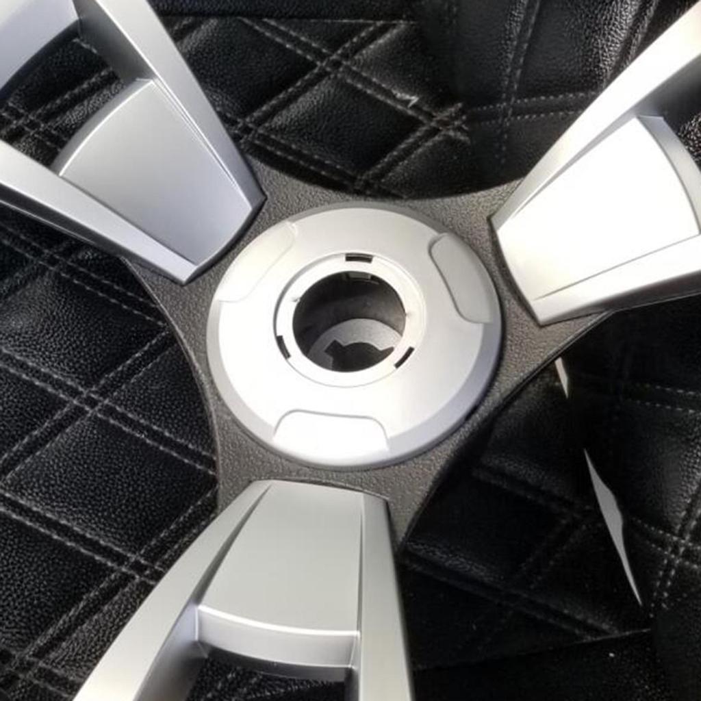 Boat Steering Wheel with Polished Chromed ABS Spoke & Center Inserts Keyed Hub