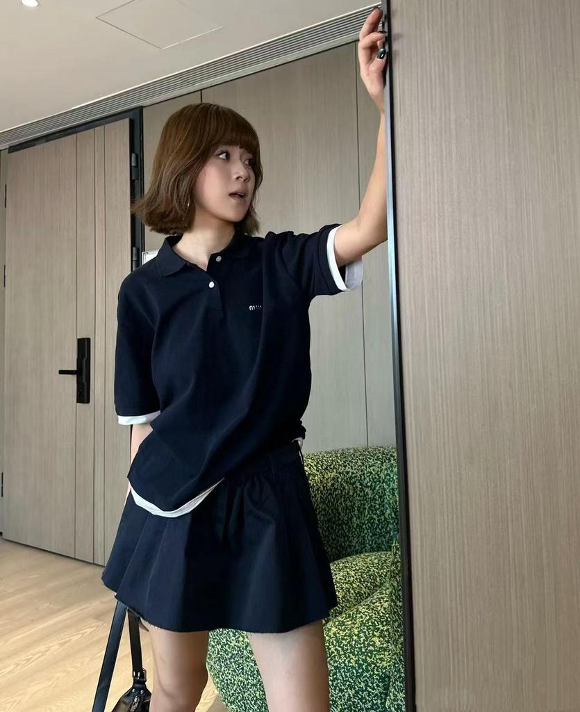 Miu Style Unisex Colorblock Poloshirt mit kurzen Ärmeln und Zwei-Knopf-Design